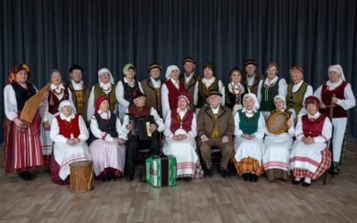 LIETUVA 🇱🇹 ŠIAULIŲ KULTŪROS CENTRO FOLKLORO ANSAMBLIS „SIDABRINĖ GIJA“