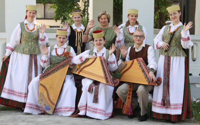 The kanklės ensemble of the folk music ensemble “Jovarėlis” of Šiauliai Sondeckis Arts Gymnasium (Lithuania)